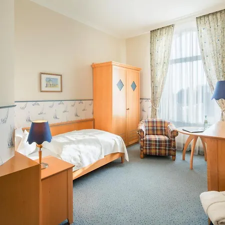 Hotel Inselhotel Vierjahreszeiten 4*