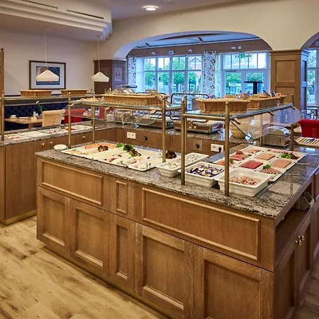 Inselhotel Vierjahreszeiten Otel 4*