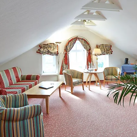 Inselhotel Vierjahreszeiten فندق 4*
