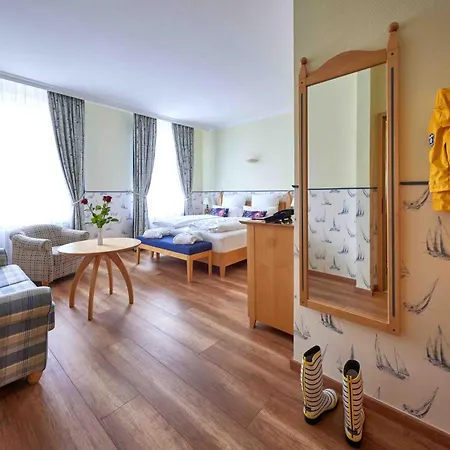 Otel Inselhotel Vierjahreszeiten 4*