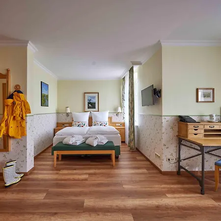 Inselhotel Vierjahreszeiten Otel 4*