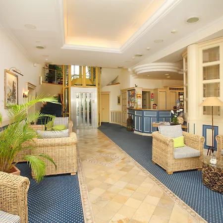 فندق Inselhotel Vierjahreszeiten