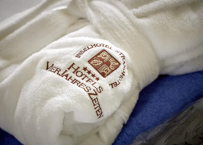 Inselhotel Vierjahreszeiten 4*
